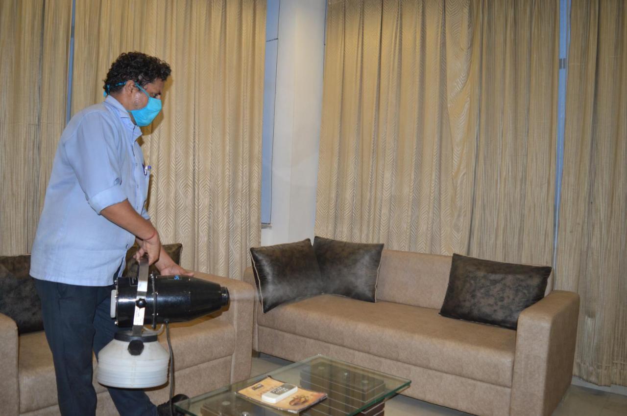 Madhav Muskan Residency Mathura Eksteriør billede